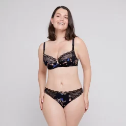 Culotte Noire Gold LUCCIA TWIST -Élégance Lingerie Promos Boutique BL02609 9N5 WEB 3 ef79f8b5 1e39 4e06 8222 67f4bdb86421