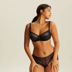 Culotte Haute Noir Sublime AMELIA -Élégance Lingerie Promos Boutique BL03481 03A WEB 3 9bcba36e 1f48 4021 aa71 dc75ec4d256d