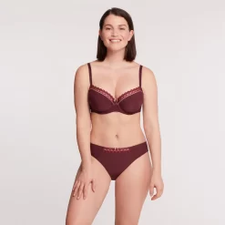 Soutien-gorge Emboîtant Avec Armatures Cassis Sydney Pure 7 Soutien-gorge Emboîtant Avec Armatures Cassis Sydney Pure -Élégance Lingerie Promos Boutique BL14563 08B WEB 3