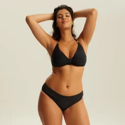 Culotte Haute De Bain Noir VENTOTENE 7 Culotte Haute De Bain Noir VENTOTENE -Élégance Lingerie Promos Boutique CS03109 030 WEB 3 882362db b7ca 4fed 9dbd 4171b5ba7054